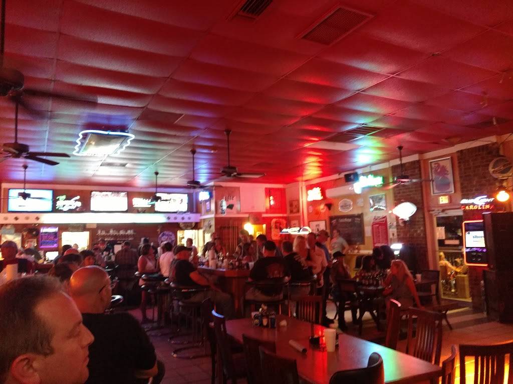 Neal & Pams Bar and Grill | restaurant | 20 Ocean Blvd S, Surfside Beach, SC 29575, USA | 8432381013 OR +1 843-238-1013