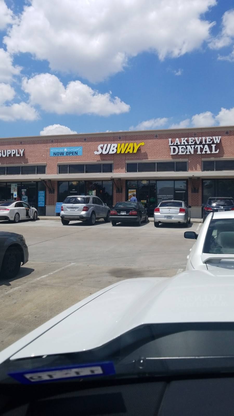 Subway Restaurants | restaurant | The Plaza at Royal Oaks, 12002 Richmond Ave Suite 1000, Houston, TX 77082, USA | 2815565061 OR +1 281-556-5061