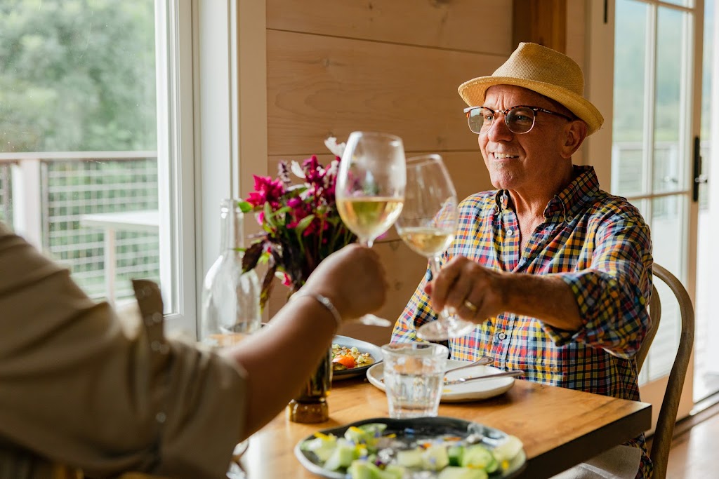 The Restaurant at Hill Farm | restaurant | 458 Hill Farm Rd, Sunderland, VT 05250, USA | 8023752269 OR +1 802-375-2269