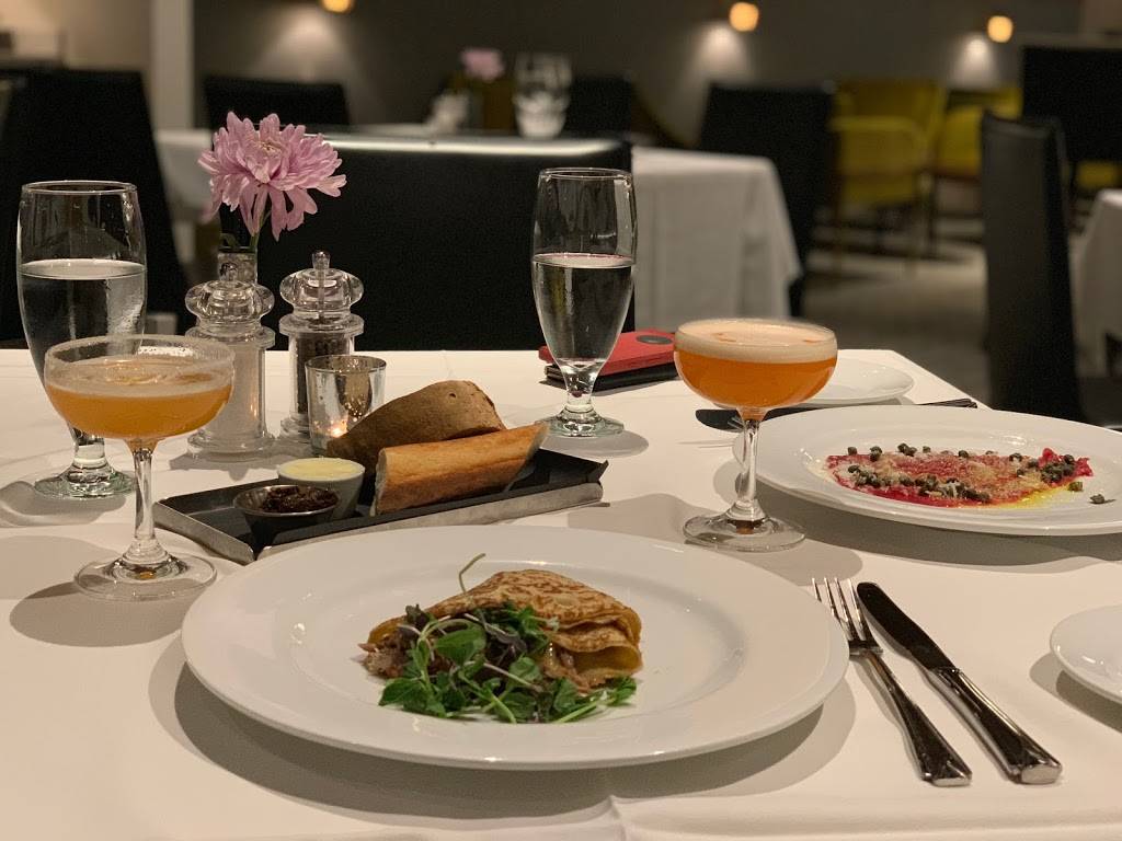 The Standard Bistro & Larder | restaurant | 5827 Jackson Rd, Ann Arbor, MI 48103, USA | 7342632543 OR +1 734-263-2543