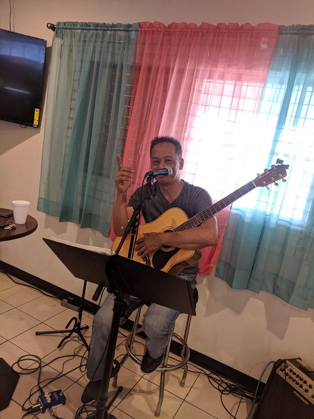 Nicks Sari-Sari Store | restaurant | 2001 S Craycroft Rd, Tucson, AZ 85711, USA | 5204063593 OR +1 520-406-3593