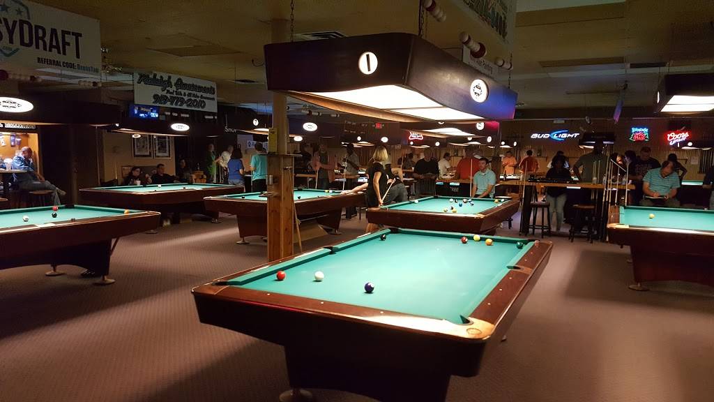 Brass Tap & Billiards | restaurant | 3316 Capital Blvd, Raleigh, NC 27604, USA | 9198762382 OR +1 919-876-2382