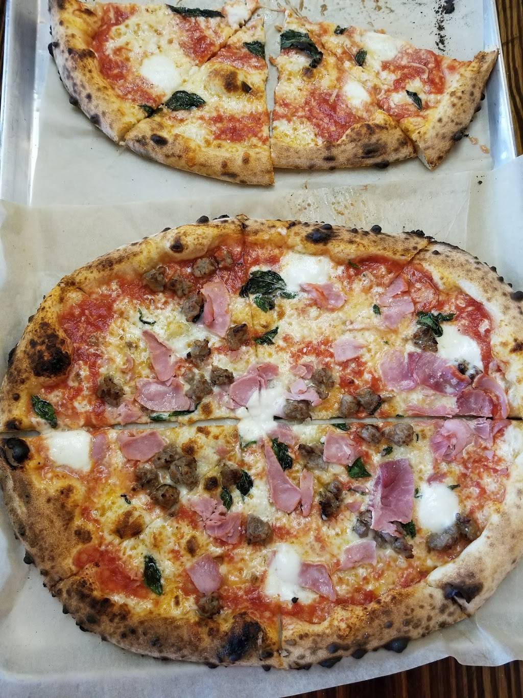 Inizio Pizza Napoletana | restaurant | 10620 Providence Rd, Charlotte, NC 28277, USA | 7048468909 OR +1 704-846-8909