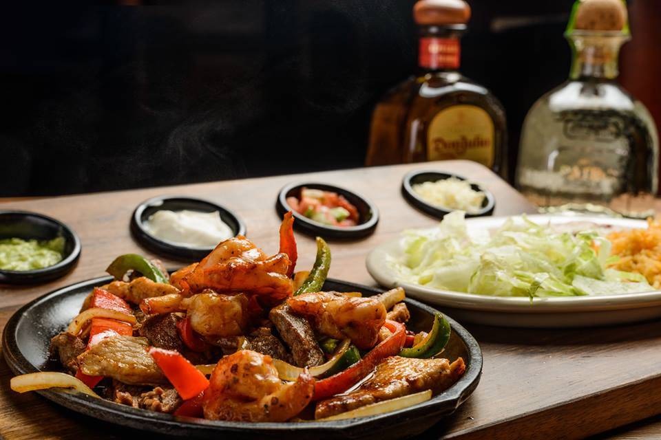 Salsas Grille - Flowood, MS | restaurant | 132 LakeLand Heights Blvd, Flowood, MS 39232, USA | 6019923310 OR +1 601-992-3310