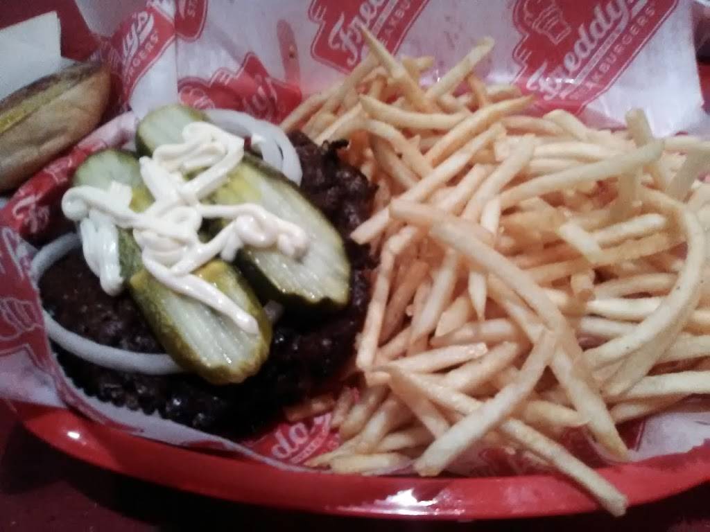 Freddys Frozen Custard & Steakburgers | restaurant | 1906 Fayetteville Rd, Van Buren, AR 72956, USA | 4799222070 OR +1 479-922-2070