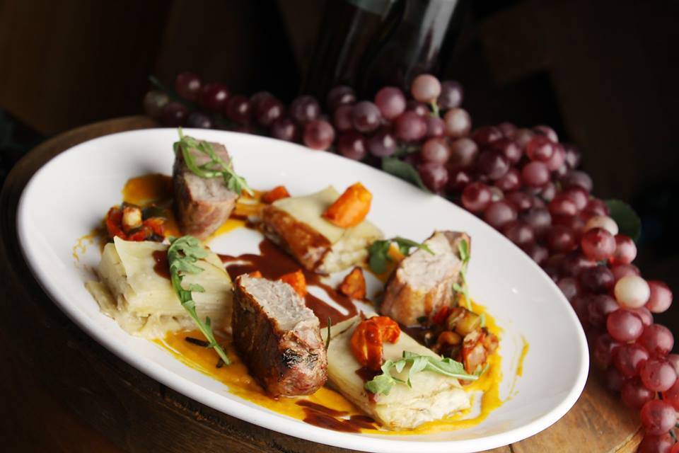 DaBeets Bistro | restaurant | 128 E 2nd St, Muscatine, IA 52761, USA | 5632609396 OR +1 563-260-9396