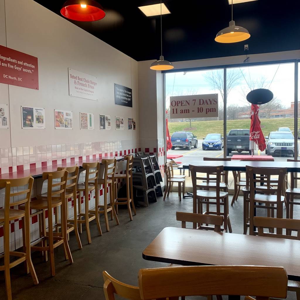 Five Guys | meal takeaway | 4025 Richmond Rd, Warrensville Heights, OH 44122, USA | 2163608888 OR +1 216-360-8888