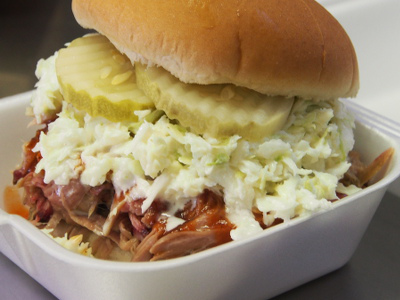 Smokin Hogs BBQ | restaurant | 920 Wilkesboro Blvd, Lenoir, NC 28645, USA | 8287580035 OR +1 828-758-0035