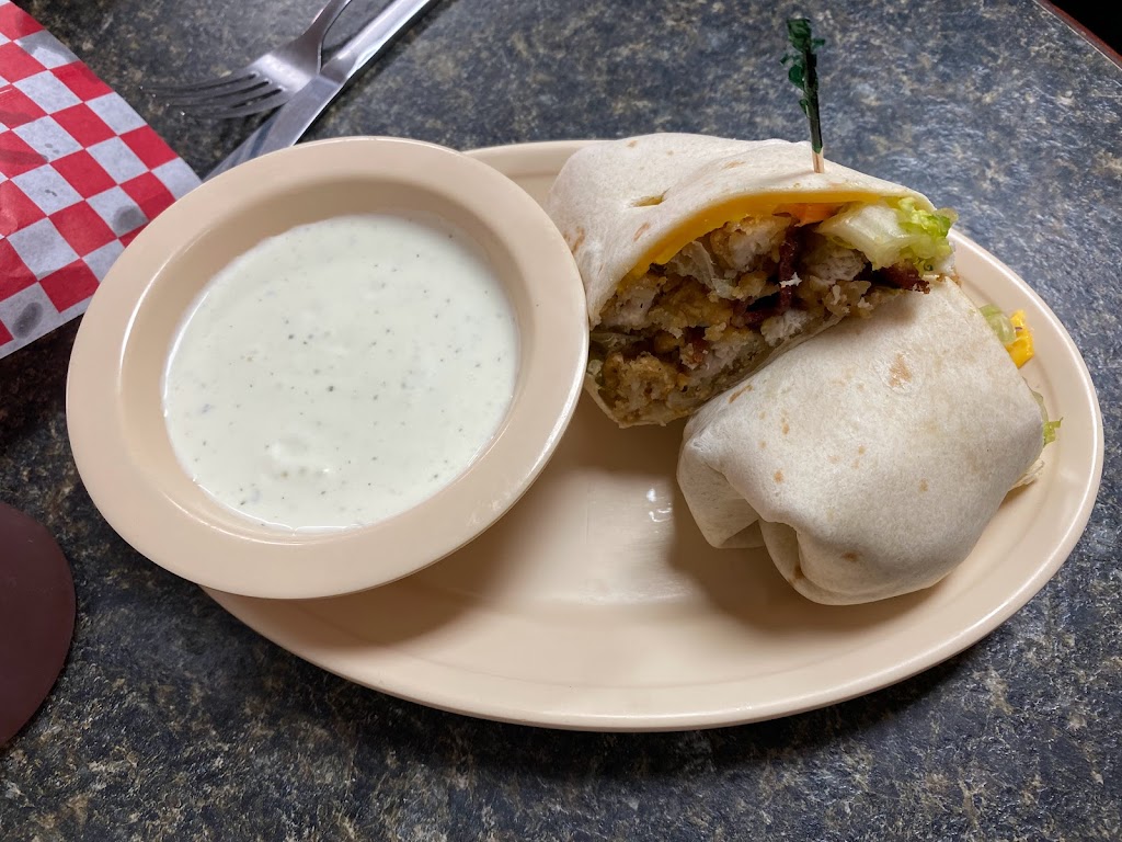 Crooked Arrow Cafe | restaurant | 208 S Main St, Seiling, OK 73663, USA | 5809224822 OR +1 580-922-4822