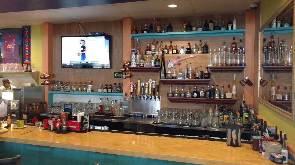 Cucos Taqueria | restaurant | 2162 W Henderson Rd, Columbus, OH 43220, USA | 6145388701 OR +1 614-538-8701