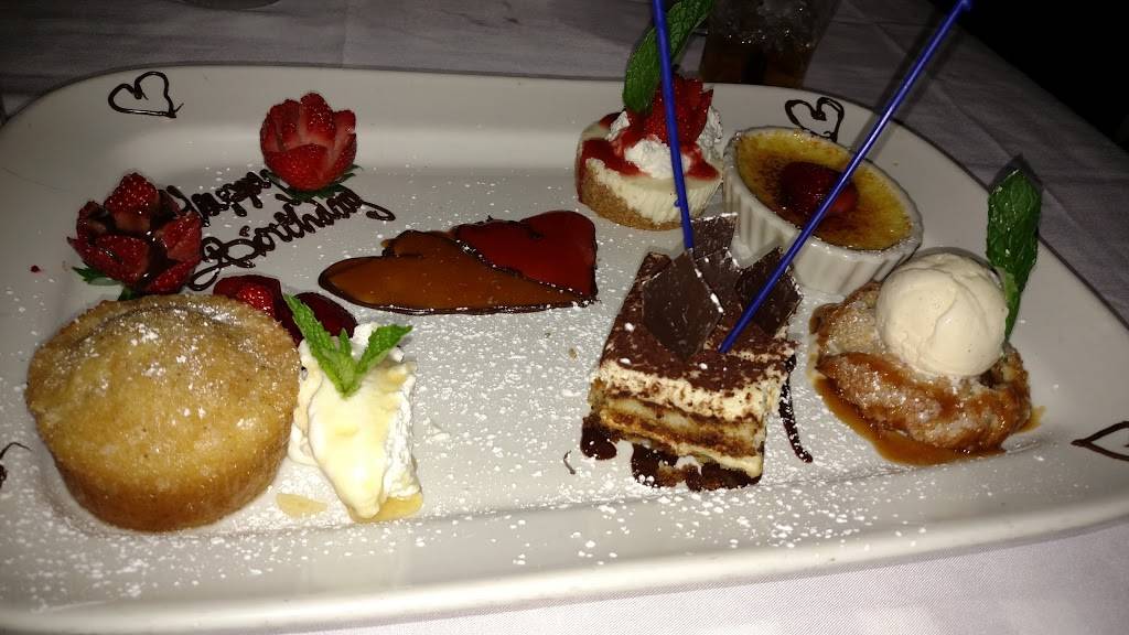 Maggianos Little Italy | restaurant | 3106 West End Ave, Nashville, TN 37203, USA | 6155140270 OR +1 615-514-0270