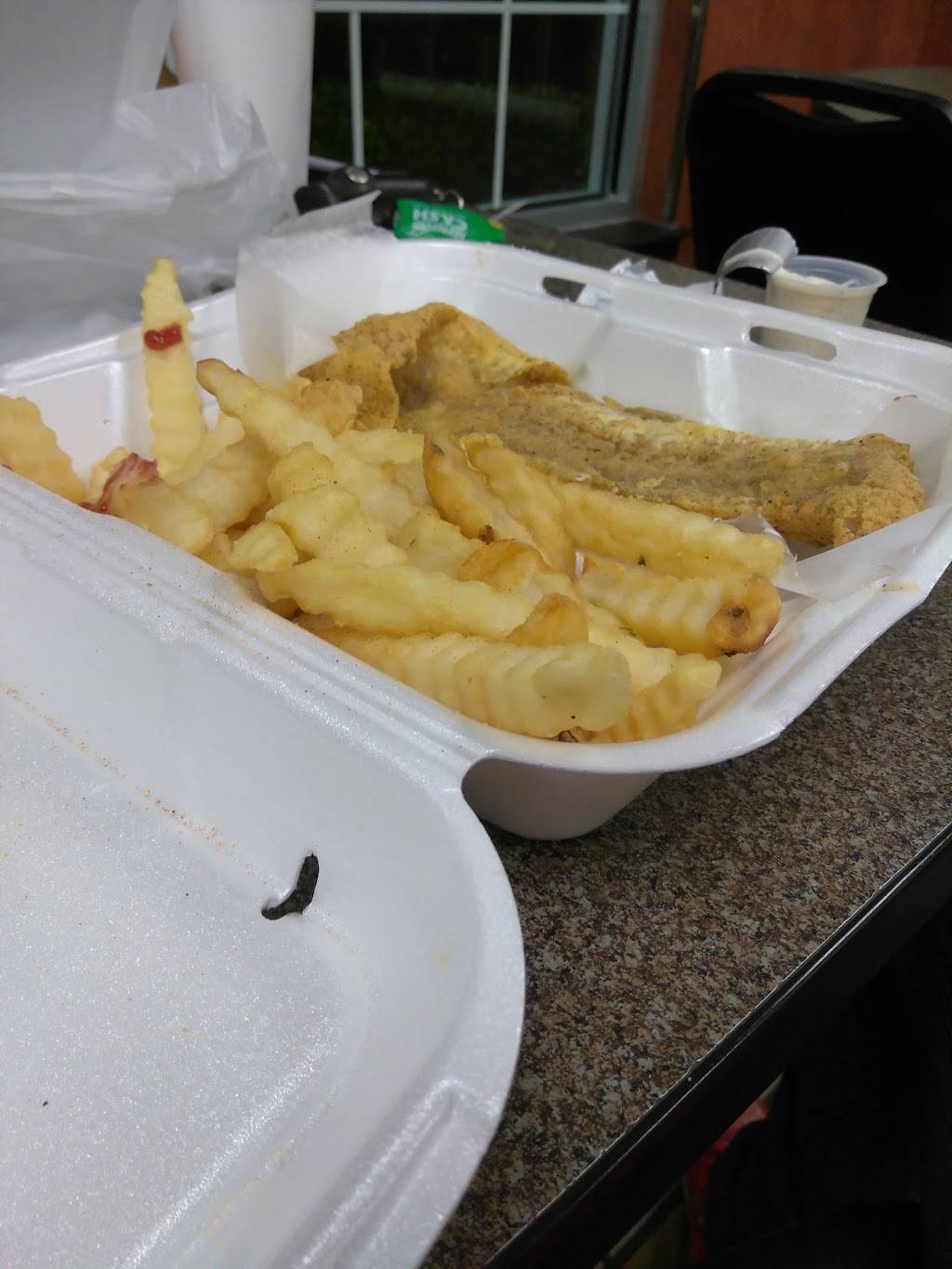 Wings Daily | restaurant | 2224 Madison Ave, Montgomery, AL 36107, USA | 3345931490 OR +1 334-593-1490