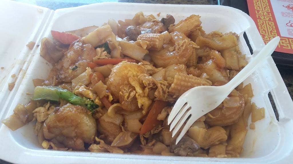 Golden Chop Stix | restaurant | 1851 S San Jacinto Ave, San Jacinto, CA 92583, USA | 9516547288 OR +1 951-654-7288