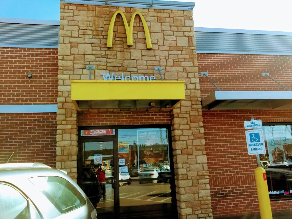 McDonalds | cafe | 5055 N Broadway St, Knoxville, TN 37918, USA | 8656899000 OR +1 865-689-9000