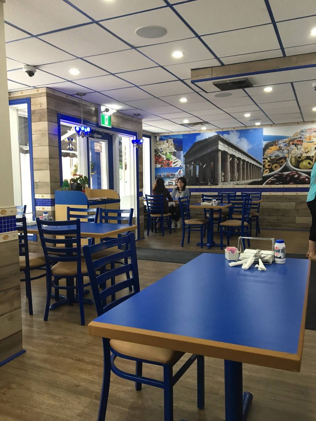 Stavros Greek Restaurant & Lounge | restaurant | 11 Pearl St, Mississauga, ON L5M 1X1, Canada | 9058129696 OR +1 905-812-9696