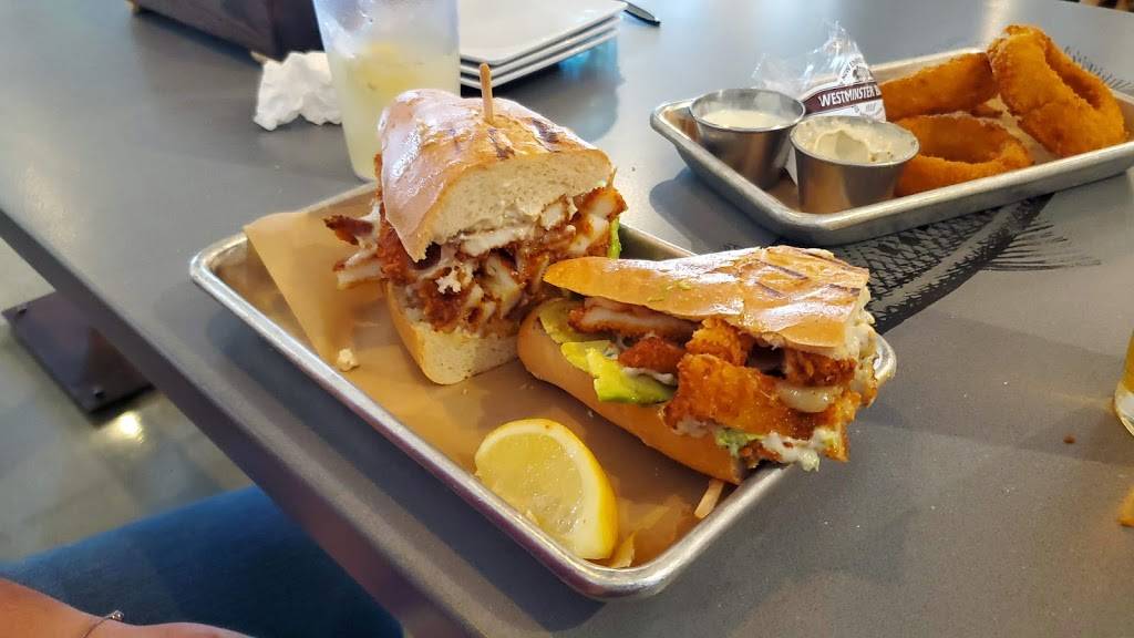 Blue Water Seafood Ocean Beach | restaurant | 5083 Santa Monica Ave Ste 1B, San Diego, CA 92107, USA | 6192558497 OR +1 619-255-8497