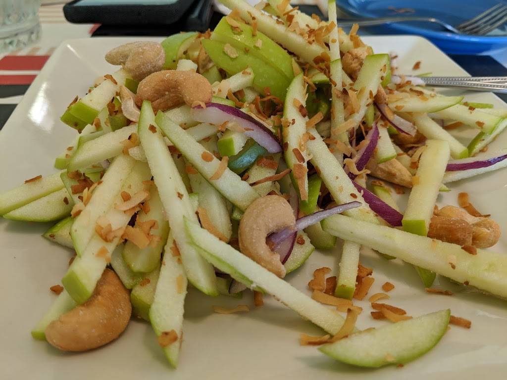 Penns Thai Cafe | restaurant | 3658 Rochester Rd, Troy, MI 48083, USA | 2486800841 OR +1 248-680-0841