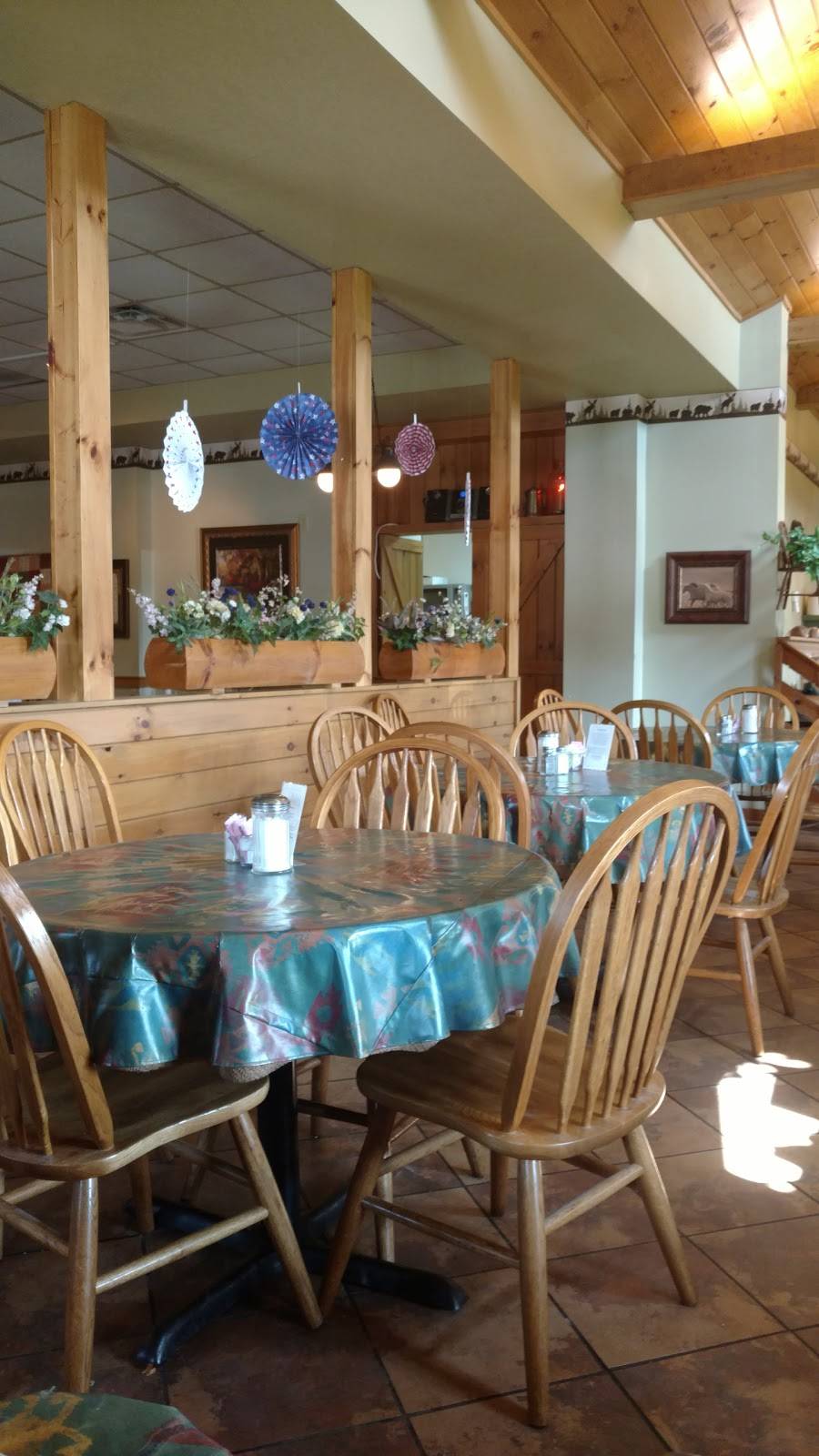 Ranchhouse | restaurant | 400 W North St, Kendallville, IN 46755, USA | 2603474069 OR +1 260-347-4069