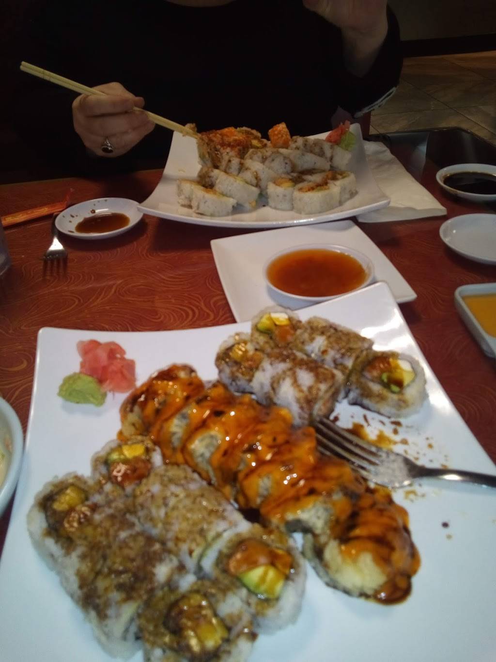 Ikura japanese cuisine | restaurant | 2811 W Kingshighway, Paragould, AR 72450, USA | 8702400234 OR +1 870-240-0234