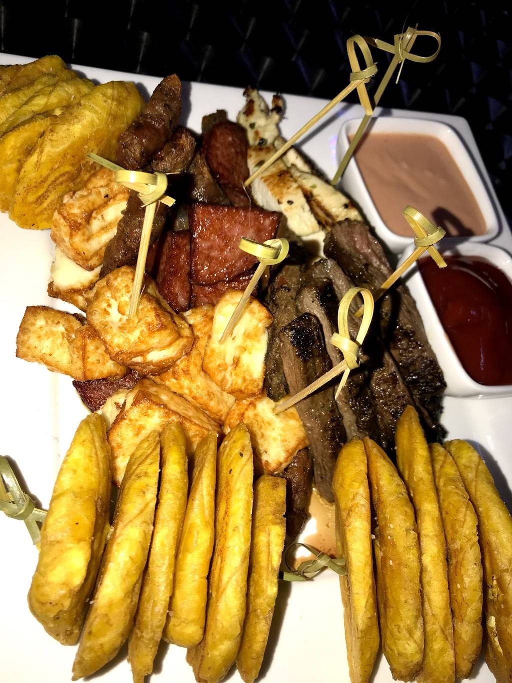 Marthitas Bar & Grill | restaurant | 1183 Broadway, Brooklyn, NY 11221, USA | 3479684480 OR +1 347-968-4480