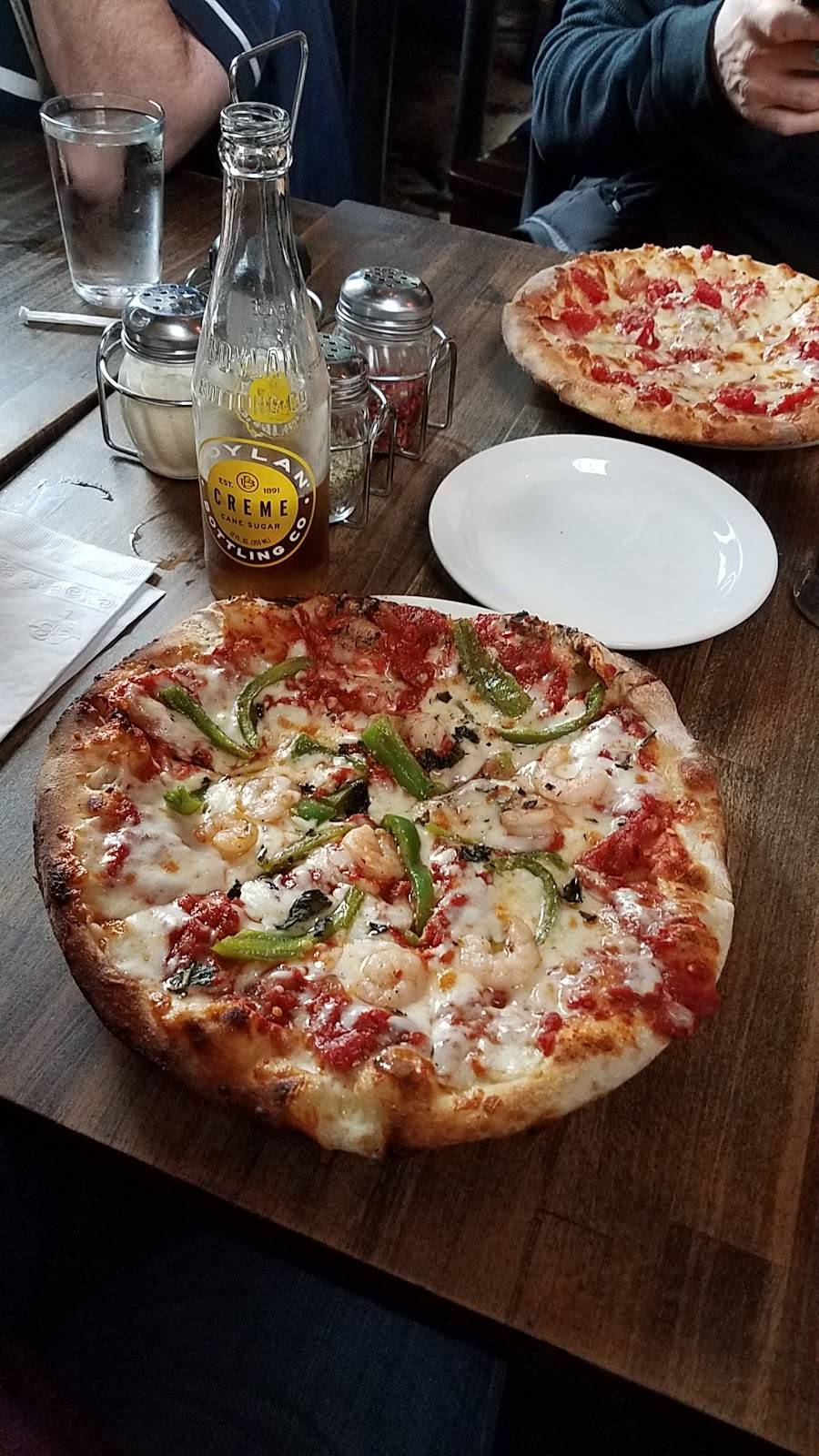 Dock Street Brewing Co | restaurant | 701 S 50th St, Philadelphia, PA 19143, USA | 2157262337 OR +1 215-726-2337