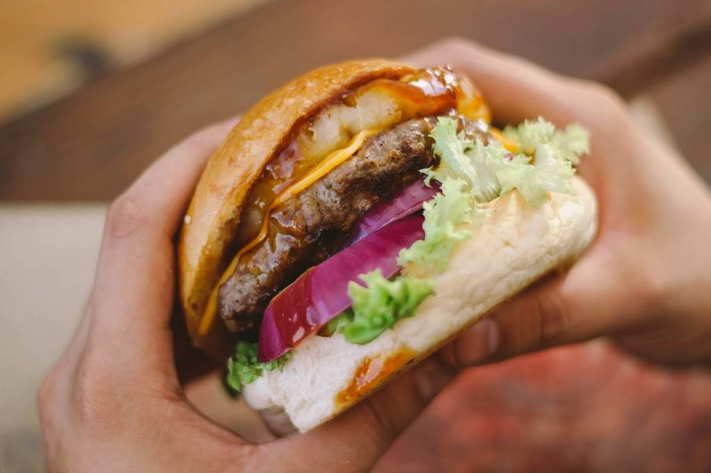 Munch Truck | restaurant | Calle Tecate, Río Tijuana 3a. Etapa, Libramiento, 22226 Tijuana, B.C., Mexico | 016641685052 OR +52 664 168 5052