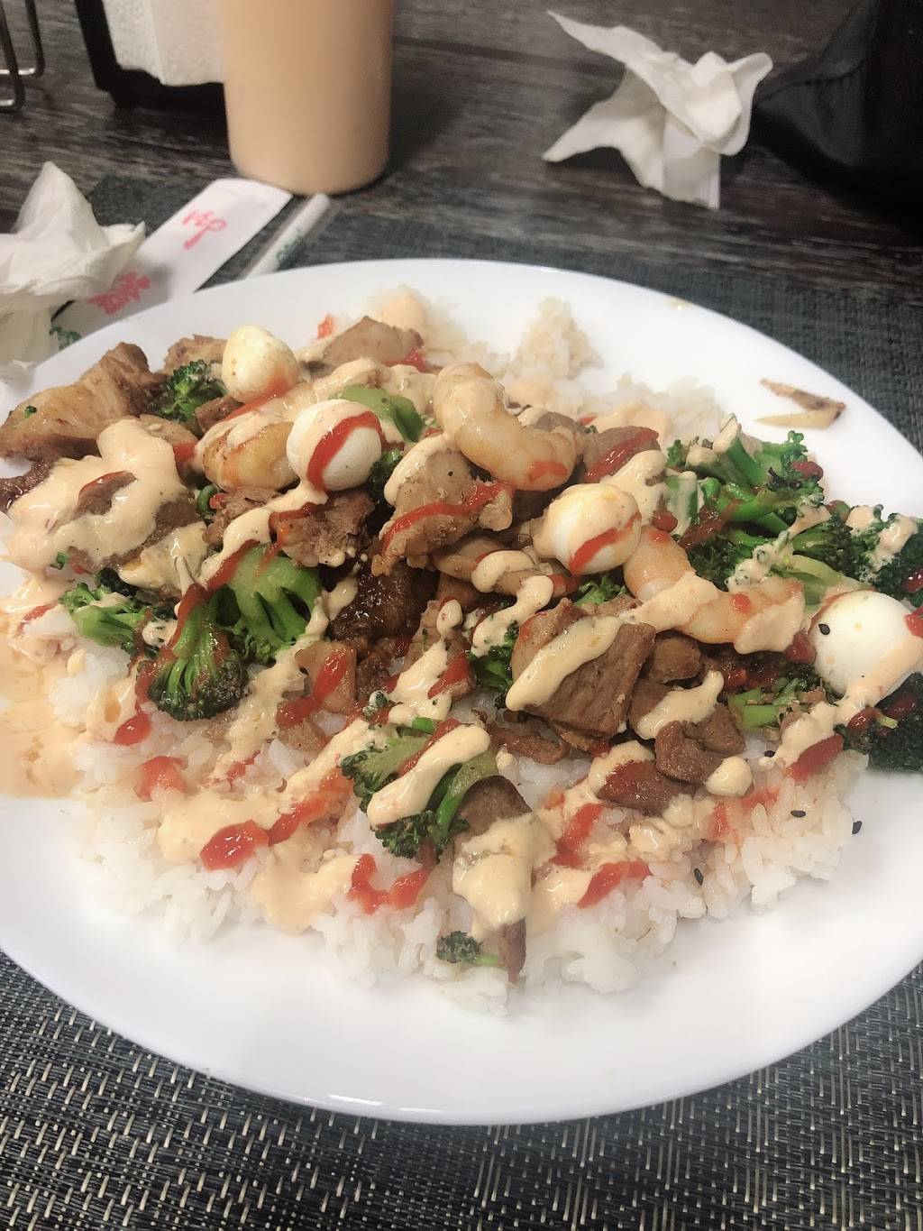 La Postal Sushi | restaurant | Bulevar Dr Gustavo Aubanel Vallejo 6715, El Rubi, 22626 Tijuana, B.C., Mexico | 016642072609 OR +52 664 207 2609