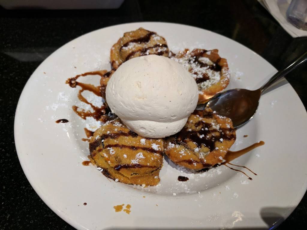 Pluckers Wing Bar | restaurant | 300 Mays Crossing Dr Ste 300, Round Rock, TX 78664, USA | 5126719464 OR +1 512-671-9464