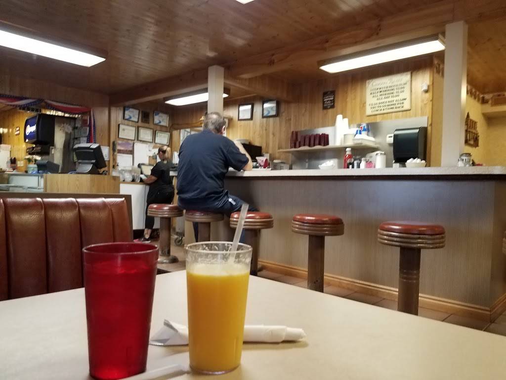 J Cs Country Diner | restaurant | 10260 N 5200 W, Elwood, UT 84337, USA | 4352571867 OR +1 435-257-1867