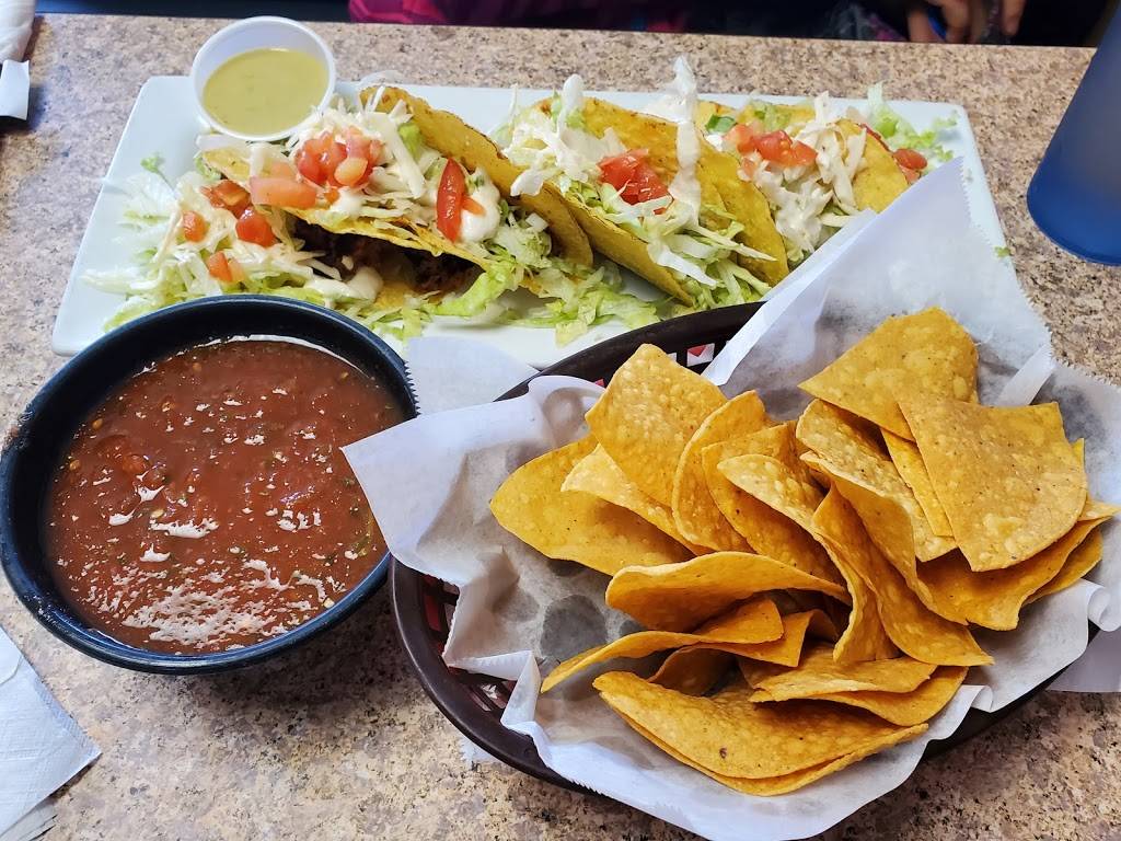 The Corner Mexican Food Restaurant | restaurant | 720 Main St, Grandview, MO 64030, USA | 8162145031 OR +1 816-214-5031