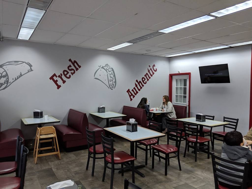 Oscars Authentic Mexican Grill | restaurant | 2034 E Santa Fe St, Olathe, KS 66062, USA | 9134409385 OR +1 913-440-9385