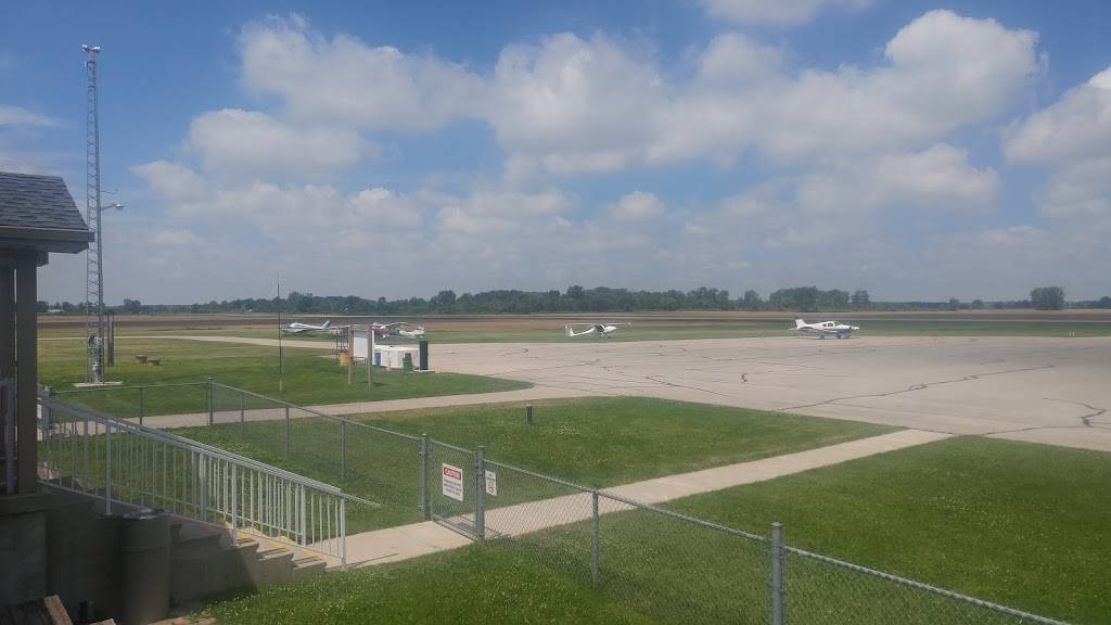 Skyway Cafe Tillsonburg | restaurant | 244411 Airport Rd, Tillsonburg, ON N4G 4H1, Canada | 5198424444 OR +1 519-842-4444