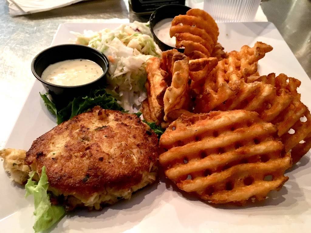 Phillips Seafood | restaurant | 5501 Josh Birmingham Pkwy, Charlotte, NC 28208, USA | 7043594663 OR +1 704-359-4663