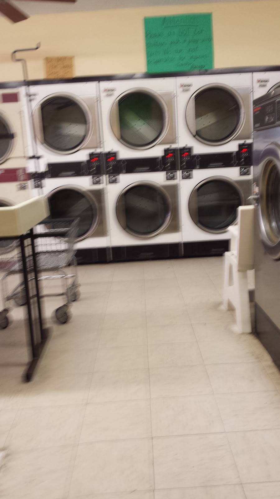 Lumbee Drive-in | restaurant | NC-711, Pembroke, NC 28372, USA | 9106681231 OR +1 910-668-1231