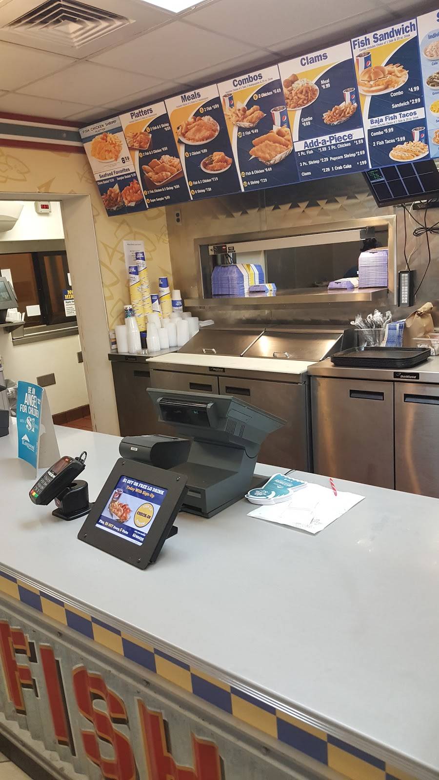 Long John Silvers | restaurant | 2816 E Magnolia Ave, Knoxville, TN 37914, USA | 8655468898 OR +1 865-546-8898