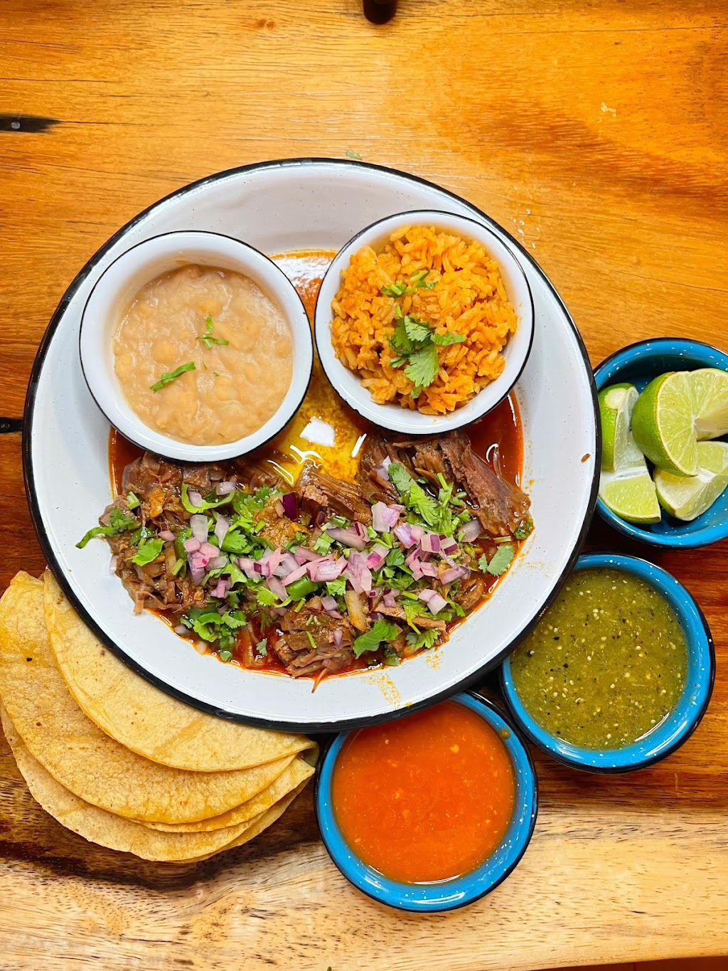 Matis Birria + Beer | restaurant | 4150 Mission Blvd Suite 107, San Diego, CA 92109, USA | 6199365324 OR +1 619-936-5324