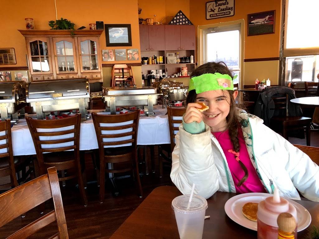 The Airport Cafe | restaurant | 7940 Airpark Rd, Gaithersburg, MD 20879, USA | 3013302222 OR +1 301-330-2222