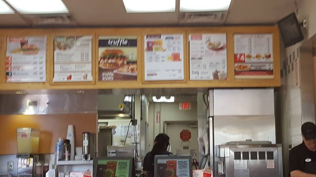 Wendys | restaurant | 1810 W Elliot Rd, Tempe, AZ 85284, USA | 4808385388 OR +1 480-838-5388