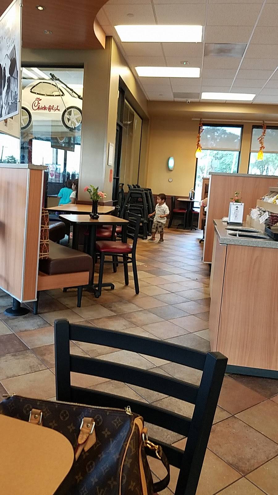 Chick-fil-A | restaurant | 3820 W Northwest Hwy, Dallas, TX 75220, USA | 2143532266 OR +1 214-353-2266