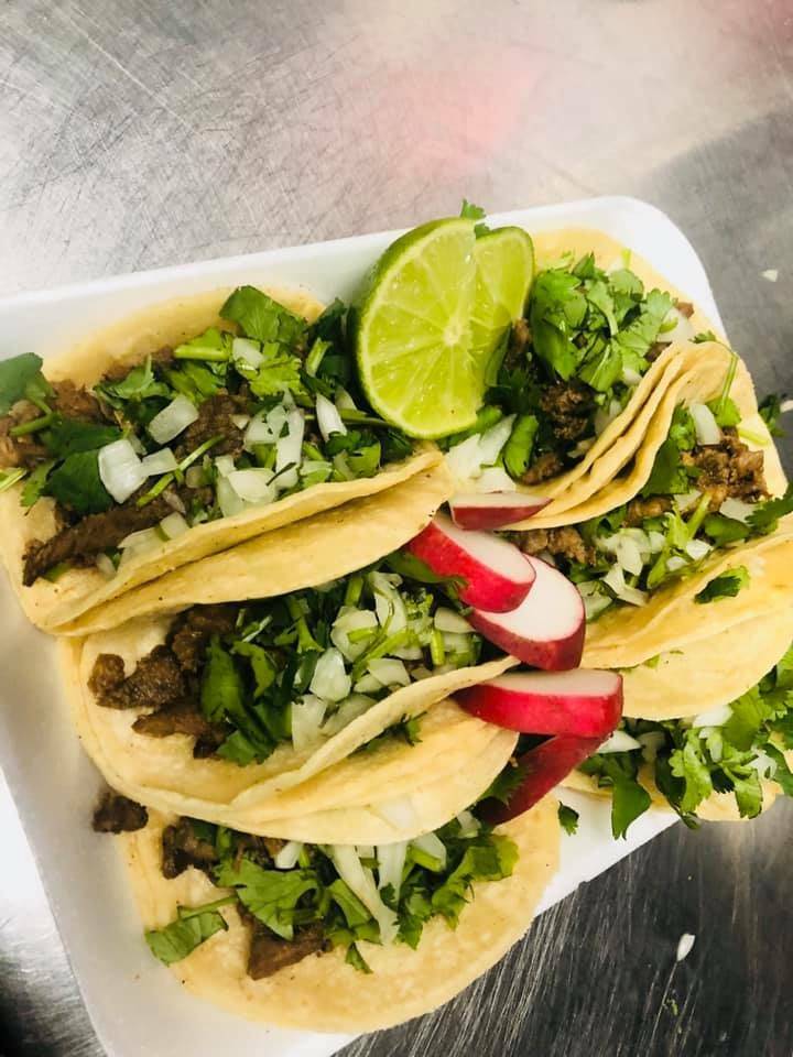 Lupitas Tacos & Hotdogz | restaurant | 1201 N Parton St, Santa Ana, CA 92706, USA | 9493387239 OR +1 949-338-7239