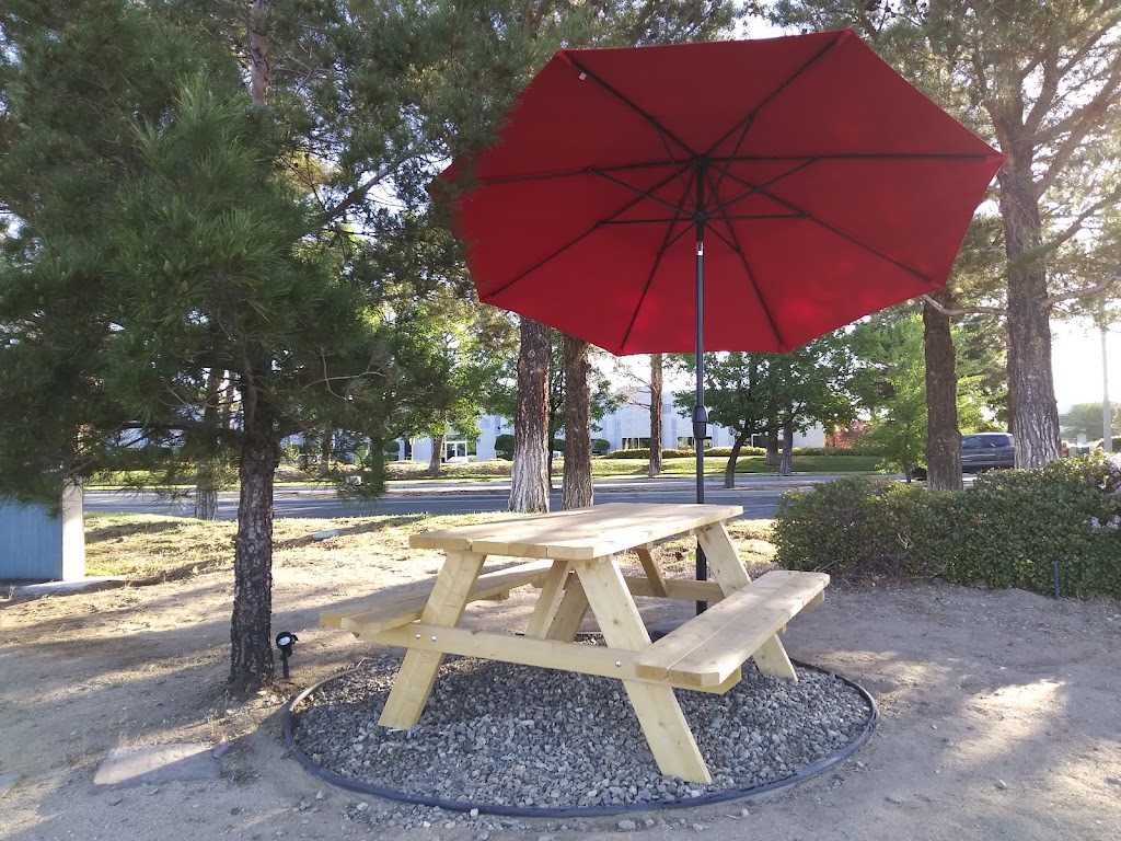 home food cafe | restaurant | 230 Federal Drive, Lancaster, CA 93535, USA | 6617261399 OR +1 661-726-1399