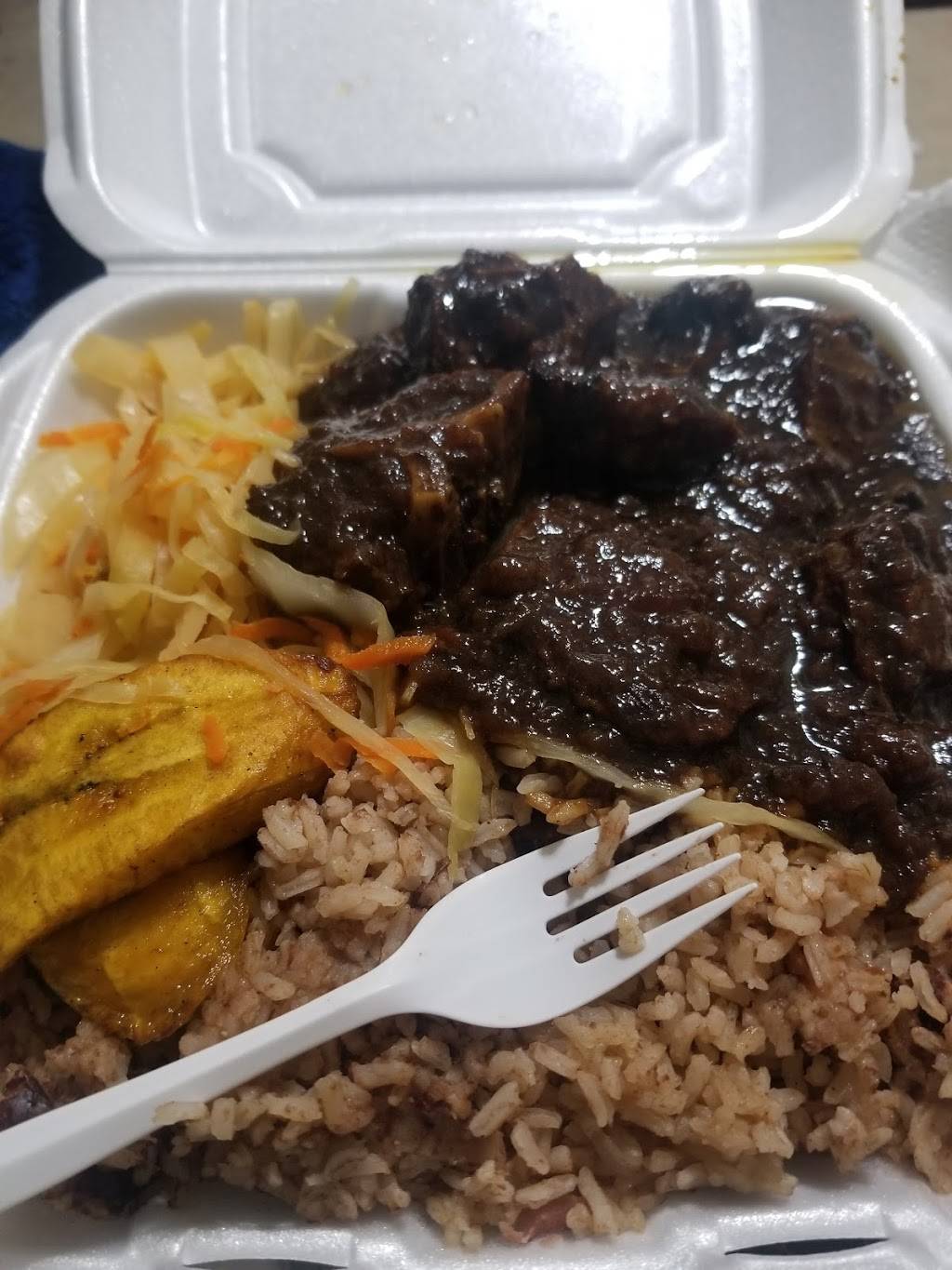 Milos Jerk Hut | restaurant | 2445 Salem Rd SE # T, Conyers, GA 30013, USA | 7709222220 OR +1 770-922-2220