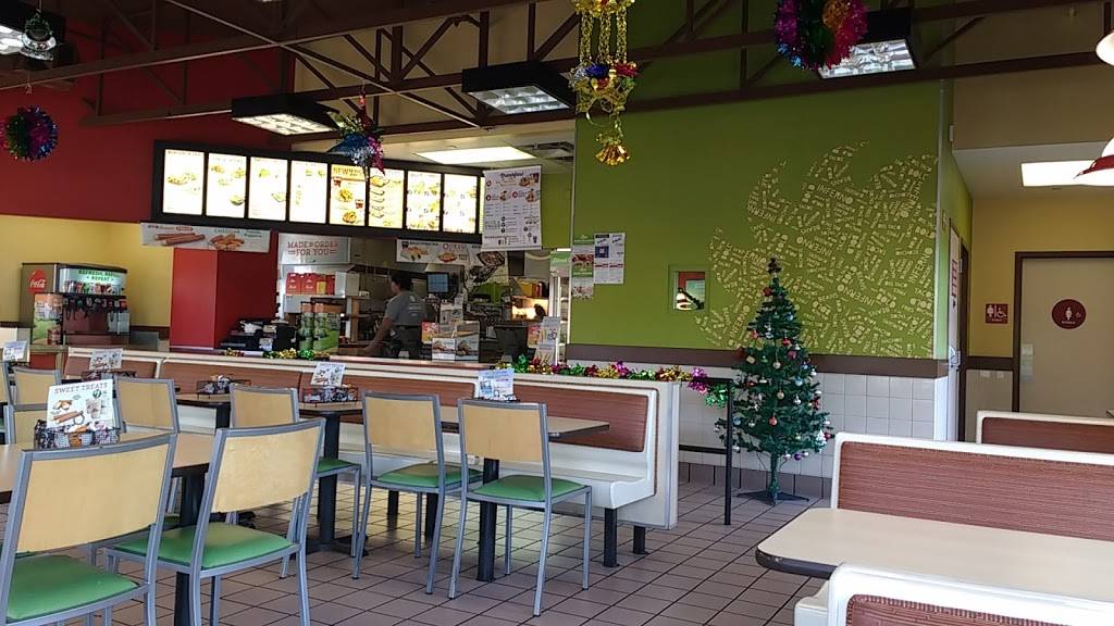 Del Taco | meal takeaway | 2515 N Hollywood Way, Burbank, CA 91505, USA | 8185650534 OR +1 818-565-0534