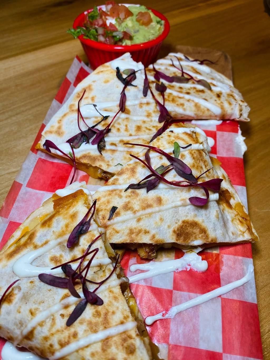 Lolas Tequila Haus | restaurant | 335 Paterson Plank Rd, Carlstadt, NJ 07072, USA | 2014600100 OR +1 201-460-0100