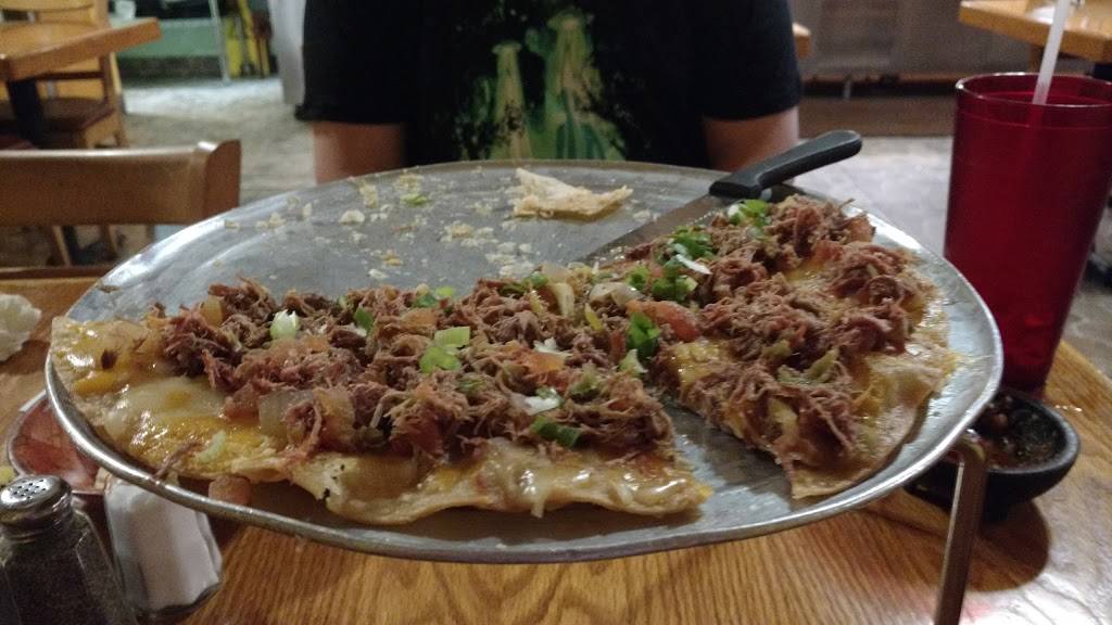 Rigos Restaurant & Fine Mexican Food | restaurant | 5851 N Oracle Rd, Tucson, AZ 85704, USA | 5208872132 OR +1 520-887-2132