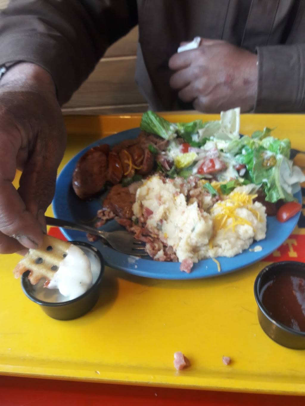 Dickeys Barbecue Pit | restaurant | 1009 N Hwy 77, Waxahachie, TX 75165, USA | 9729373030 OR +1 972-937-3030