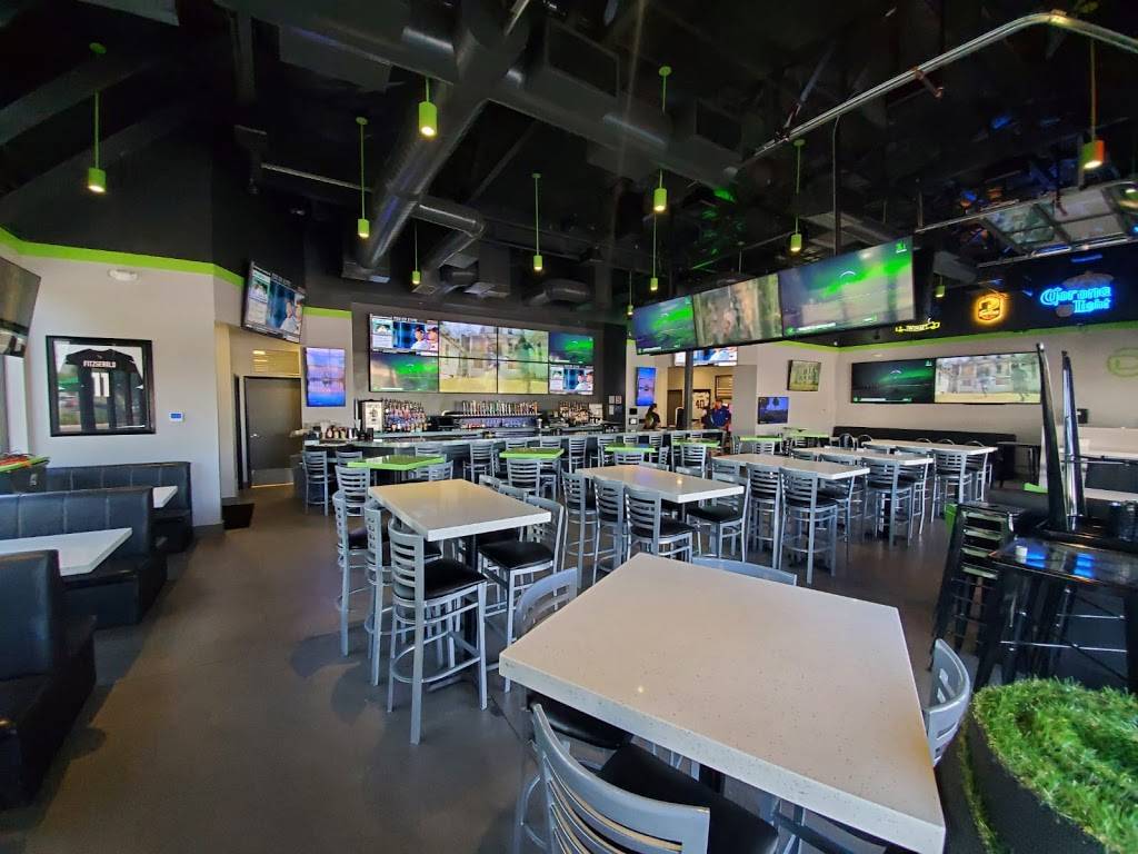 The Draft Sports Grill | restaurant | 542 W Baseline Rd, Mesa, AZ 85210, USA | 4805888988 OR +1 480-588-8988