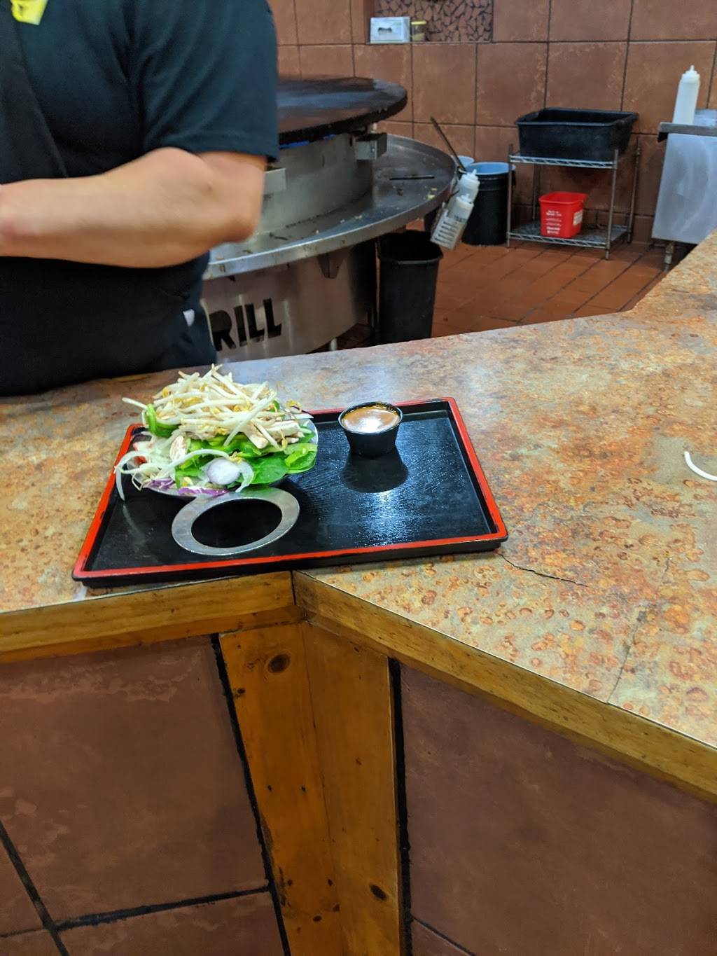 Genghis Mongolian Grill | restaurant | 19800 44th Ave W, Lynnwood, WA 98036, USA | 4257128387 OR +1 425-712-8387