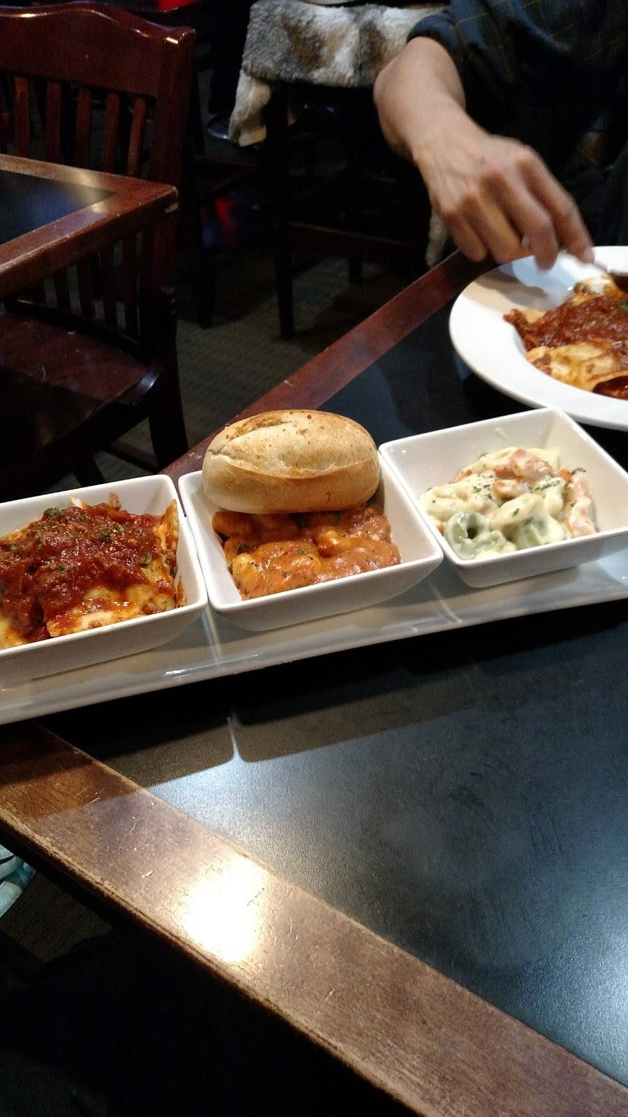 Tavern At Tinas Country House | restaurant | 50870 North Ave, Macomb, MI 48042, USA | 5869492288 OR +1 586-949-2288