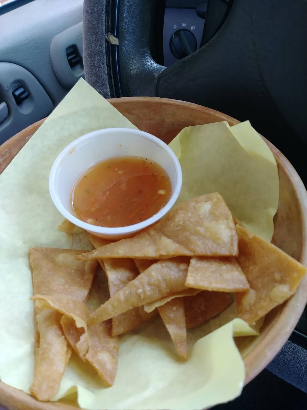 Johns Seafood Wings & Chicken | restaurant | 3211 N Buckner Blvd, Dallas, TX 75228, USA | 2148170818 OR +1 214-817-0818